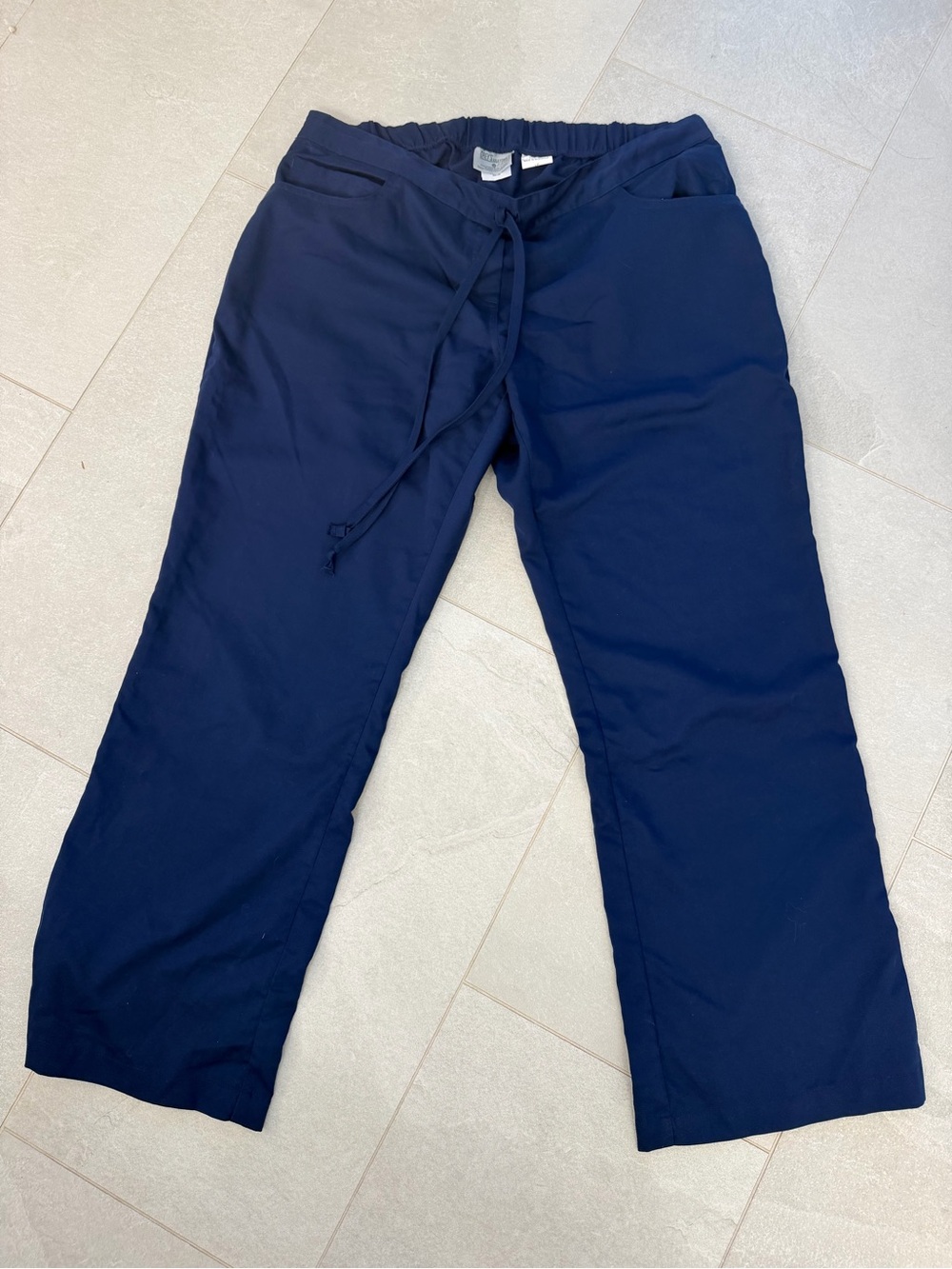 Grey's Anatomy Navy flare leg scrub pants size Large, petite